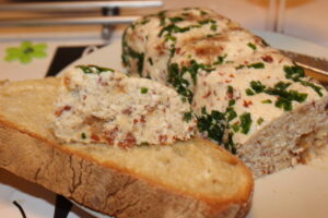 Lire la suite à propos de l’article Bûche de fromage aux figues