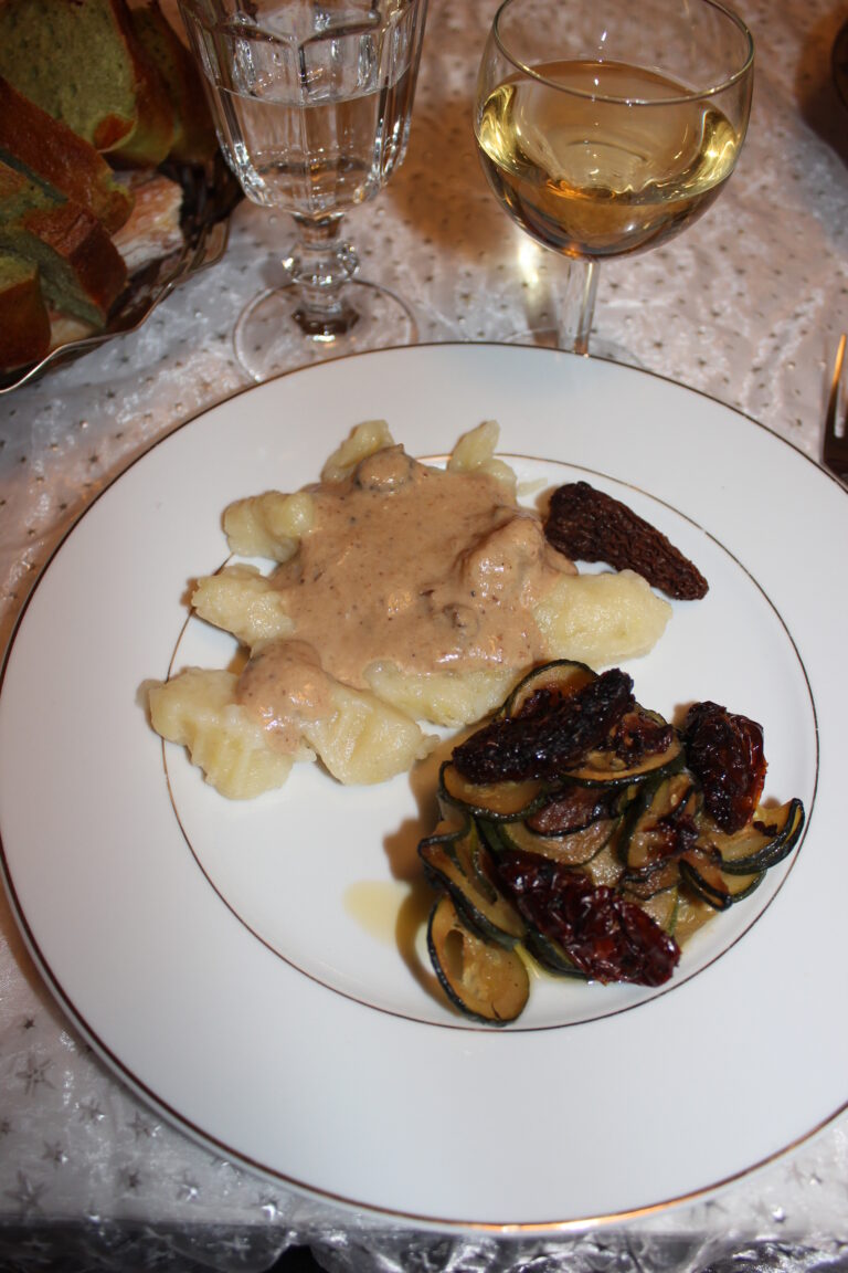 Lire la suite à propos de l’article Gnocchis sauce chou-fleur aux morilles