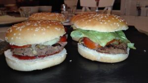 Lire la suite à propos de l’article Burger Mac Vegan