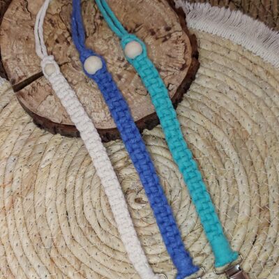 Attache tétine Macramé